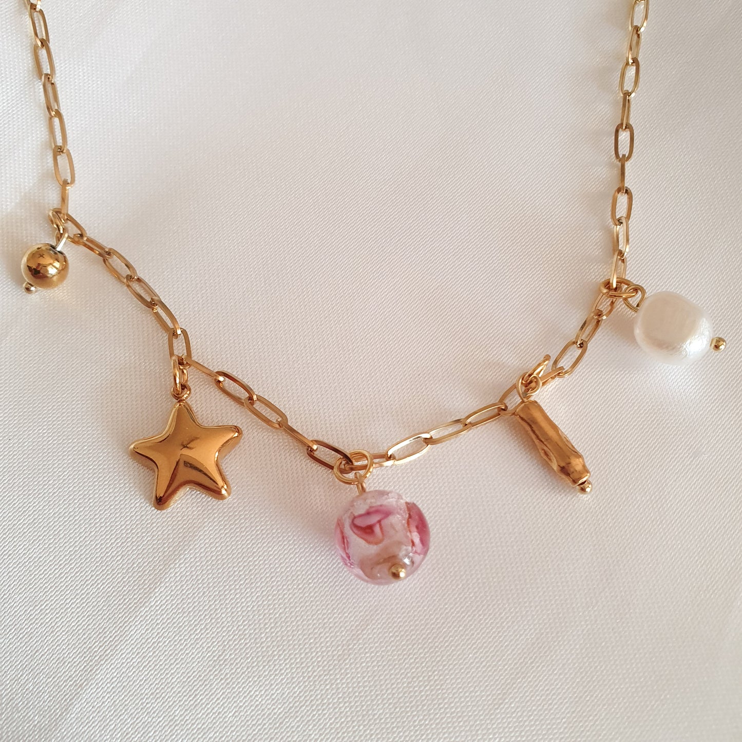 Collar Wanderlust