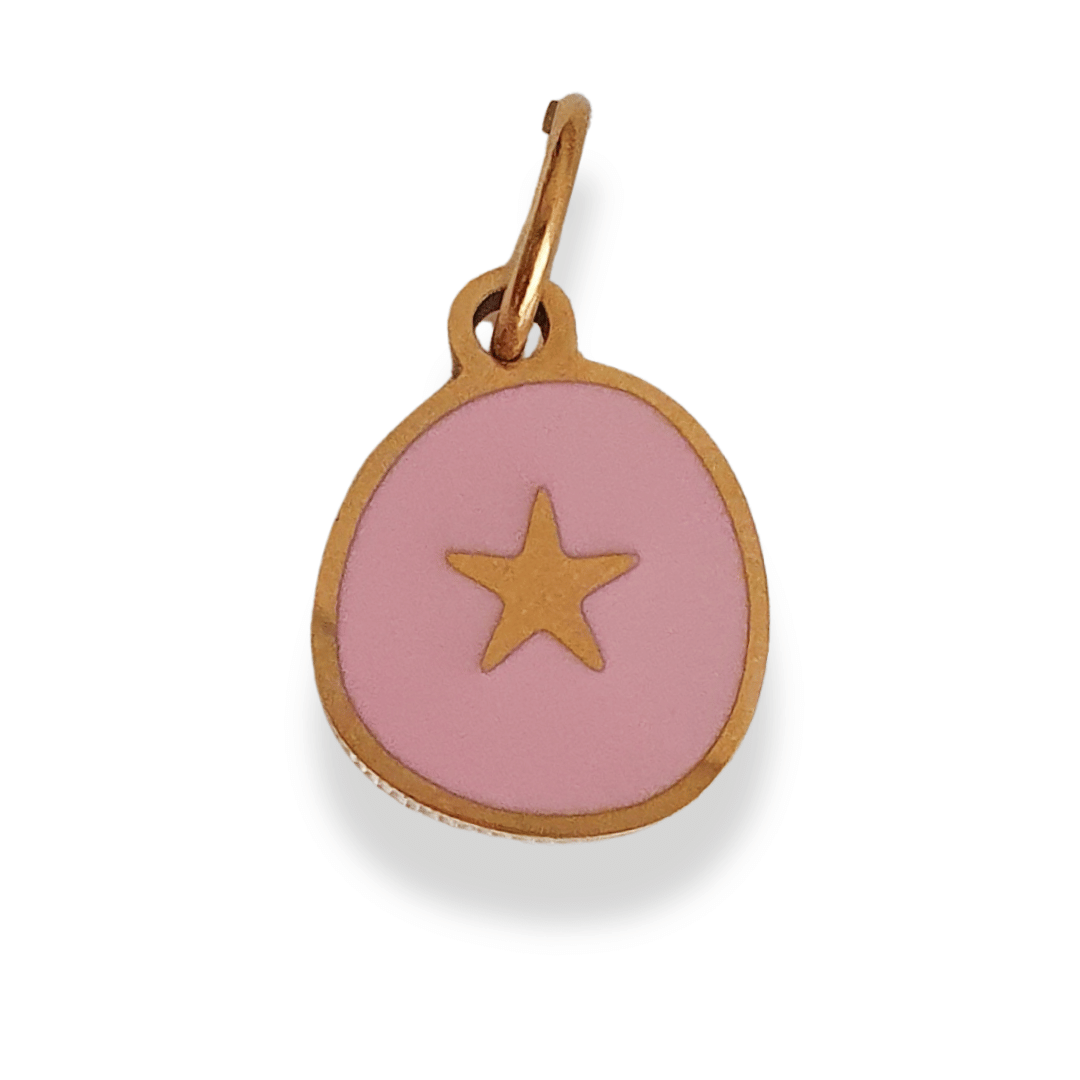 Charm Estrella fondo rosa