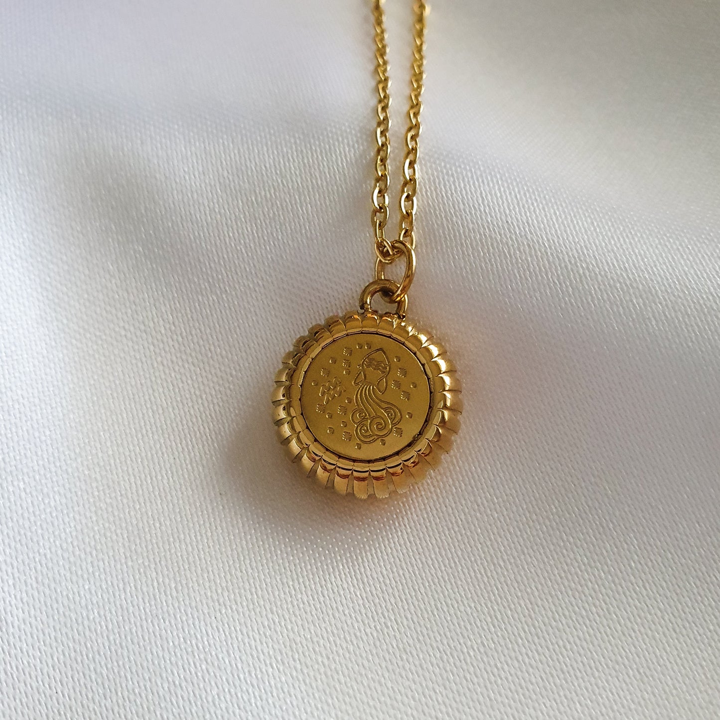 Collar Signo Zodiacal (Liquidación, solo quedan Acuario y Libra disponibles)
