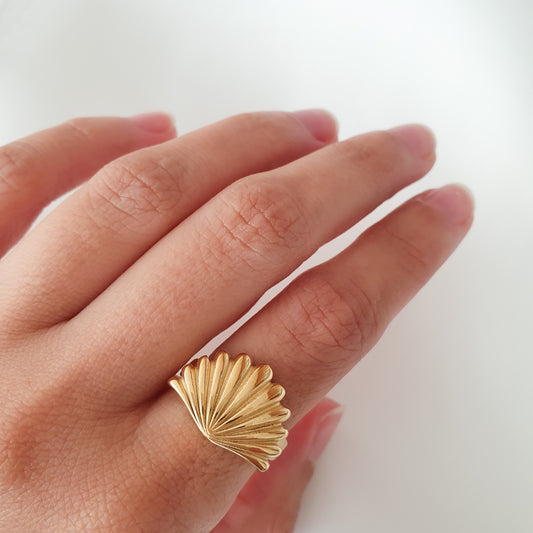 Anillo Concha (dorado) tallas 6 y 7
