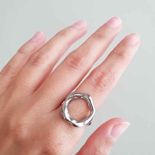Anillo Escultural (plateado) talla 8