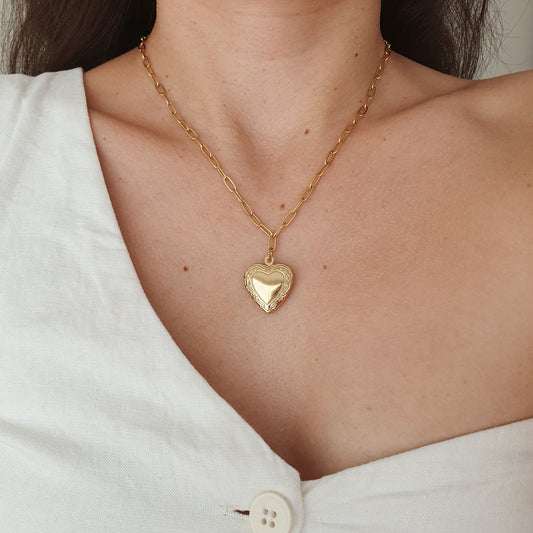 Collar Relicario Corazón