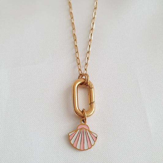 Charm Concha blanco con rosa