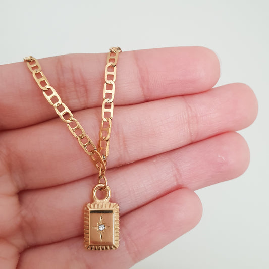 Collar Ezbet