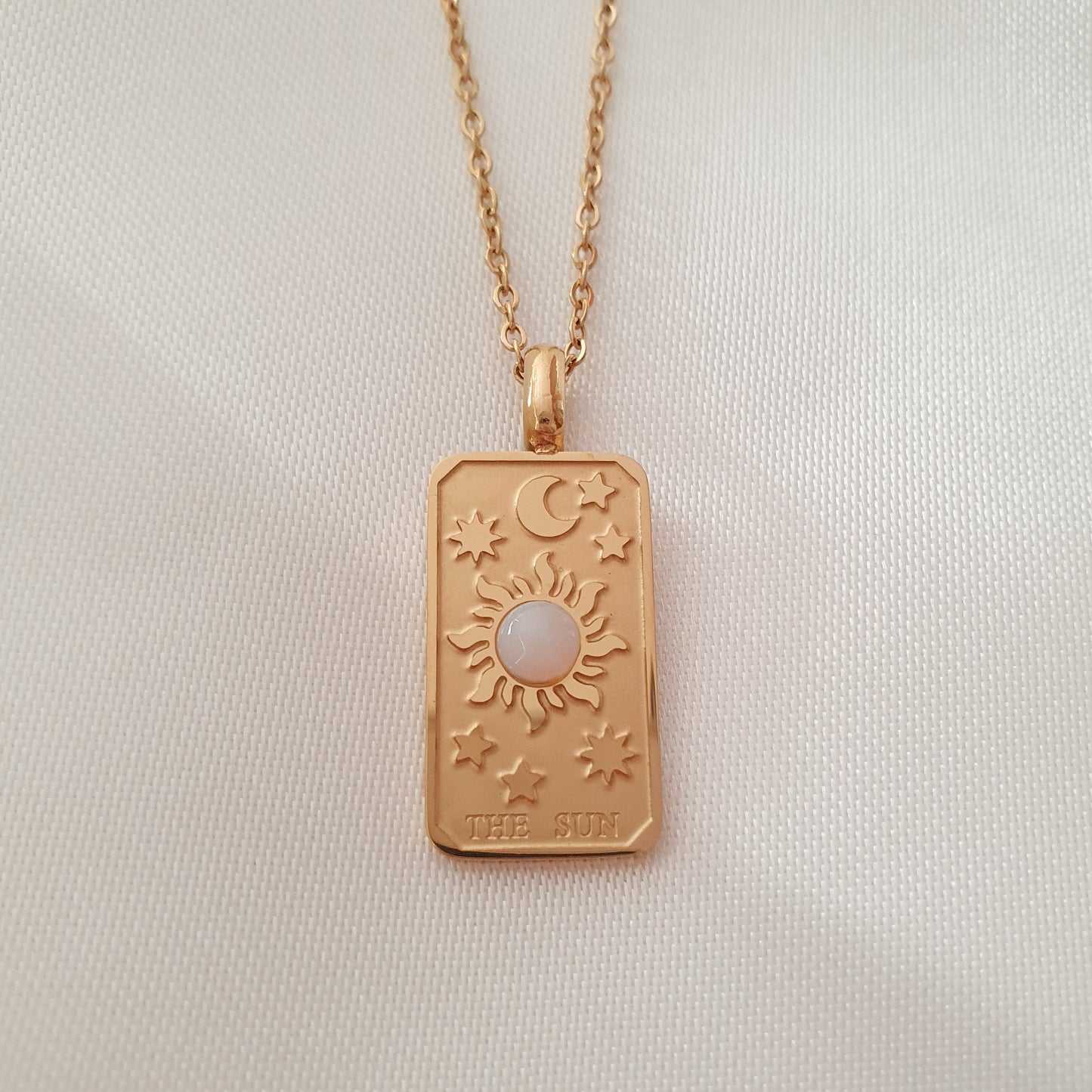 Collar The sun tarot